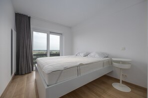 2 bedrooms, WiFi (free)