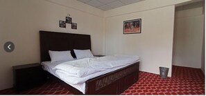 Standard Double Room | Iron/ironing board, free WiFi