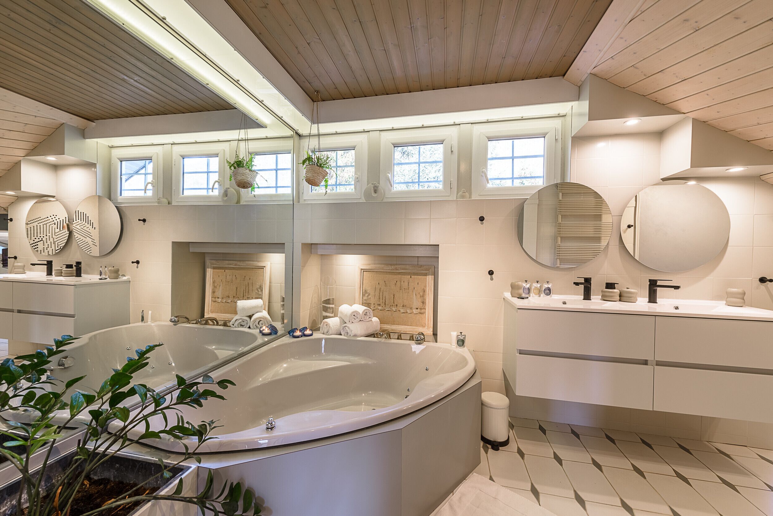 SEVRIER-Villa Chante au Vent ★★★★★ piscine et vue