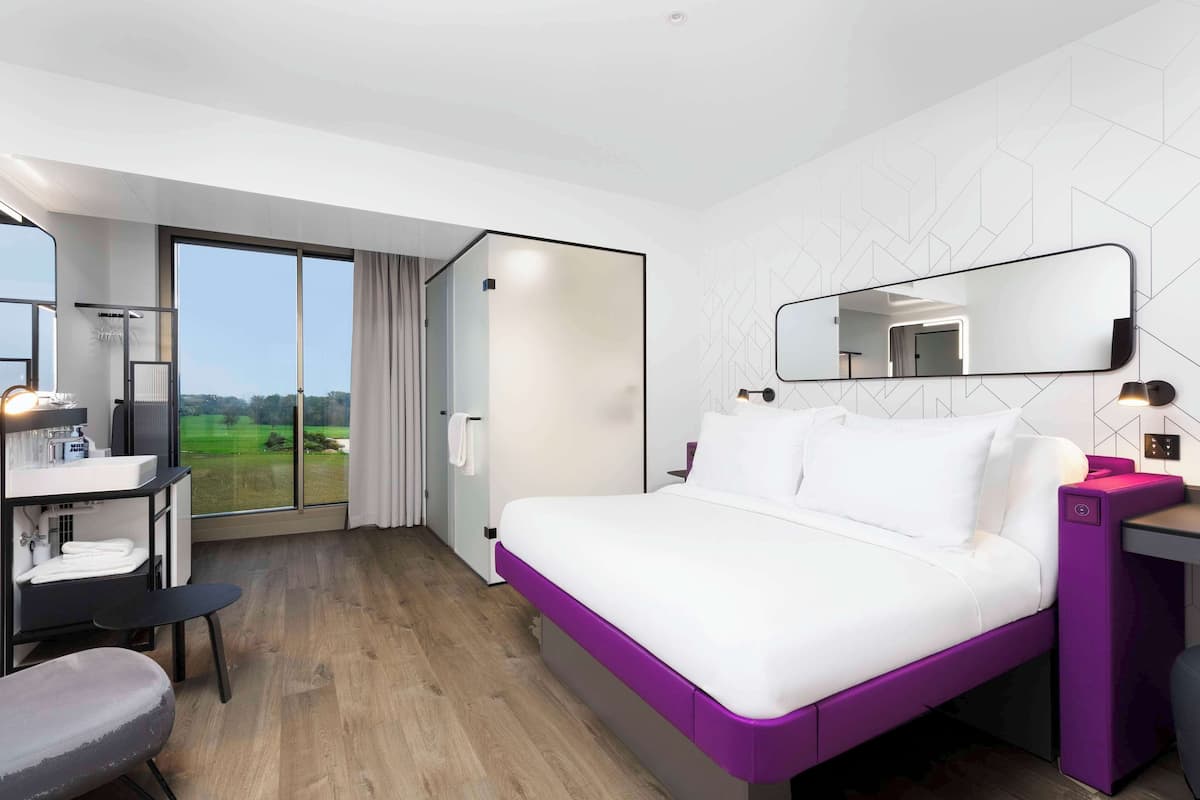 Premium Plus | In-room safe, laptop workspace, soundproofing, iron/ironing board