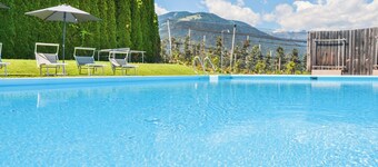 Apartment 'Residence Sonnegg  6' with Mountain View, Shared Pool and Wi-Fi