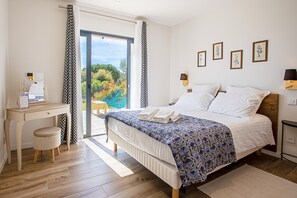 1 chambre, accès au Wi-Fi (inclus), literie fournie