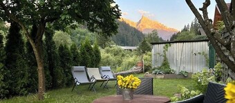 Holiday Apartment "Talhaus - Rita" with Mountain View, Shared Garden & Wi-Fi