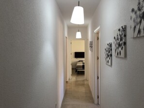 3 habitaciones, tabla de planchar con plancha y wifi gratis 