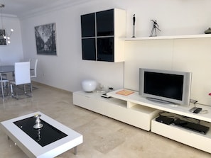 TV