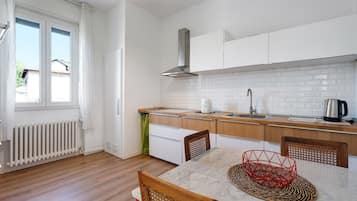 Refrigerador, horno, parrilla de estufa y lavavajillas