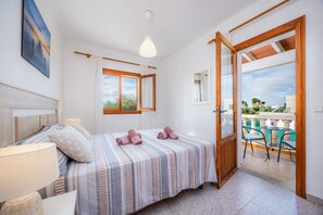 4 habitaciones, tabla de planchar con plancha y wifi gratis 