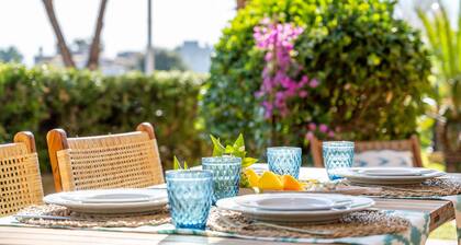 Holiday Home 'Apt Con Piscina Y Jardín' with Shared Pool, Wi-Fi and Air Conditioning