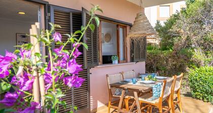 Holiday Home 'Apt Con Piscina Y JardĂn' with Shared Pool, Wi-Fi and Air Conditioning