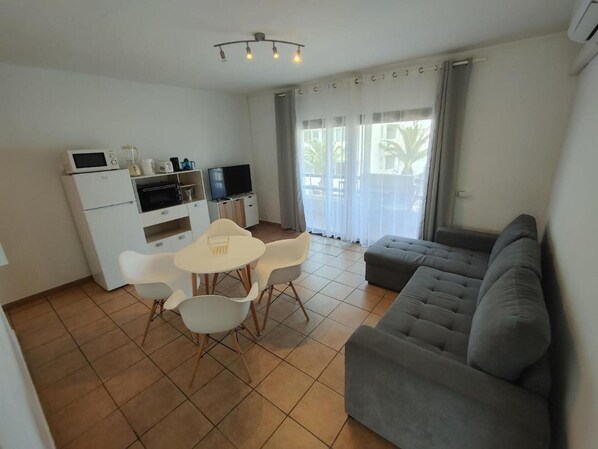 TV - Apartment 'Formentera Suite 3' with Balcony and Wi-Fi (Es Pujols)