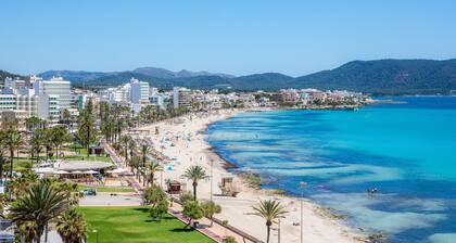 Maison de vacances 'Apto Con Terraza 203' avec piscine partagée, terrasse privée et climatisation