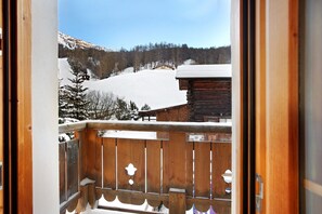 Property grounds - Apartment 'Al Bait Da Marangona 2' with Mountain View, Shared Garden and Wi-Fi (Livigno)
