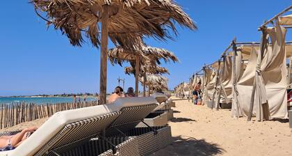 Holiday Home 'Loft Le Palme' with Private Terrace, Wi-Fi and Air Conditioning