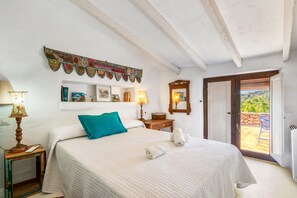 3 habitaciones, tabla de planchar con plancha y wifi gratis 