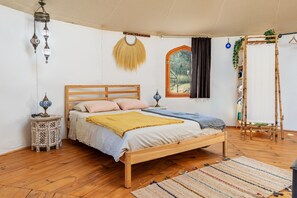 1 soveværelse, sengetøj