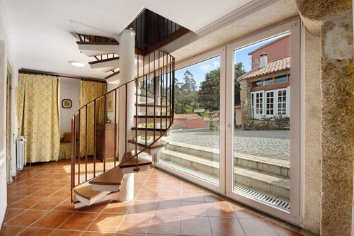 Holiday Home 'Casa De Barqueiros' with Private Pool, Private Terrace and Wi-Fi