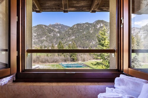 Farmhouse 'Agriturismo Val D' Egoi App 3' with Mountain View, Shared Garden and Wi-Fi