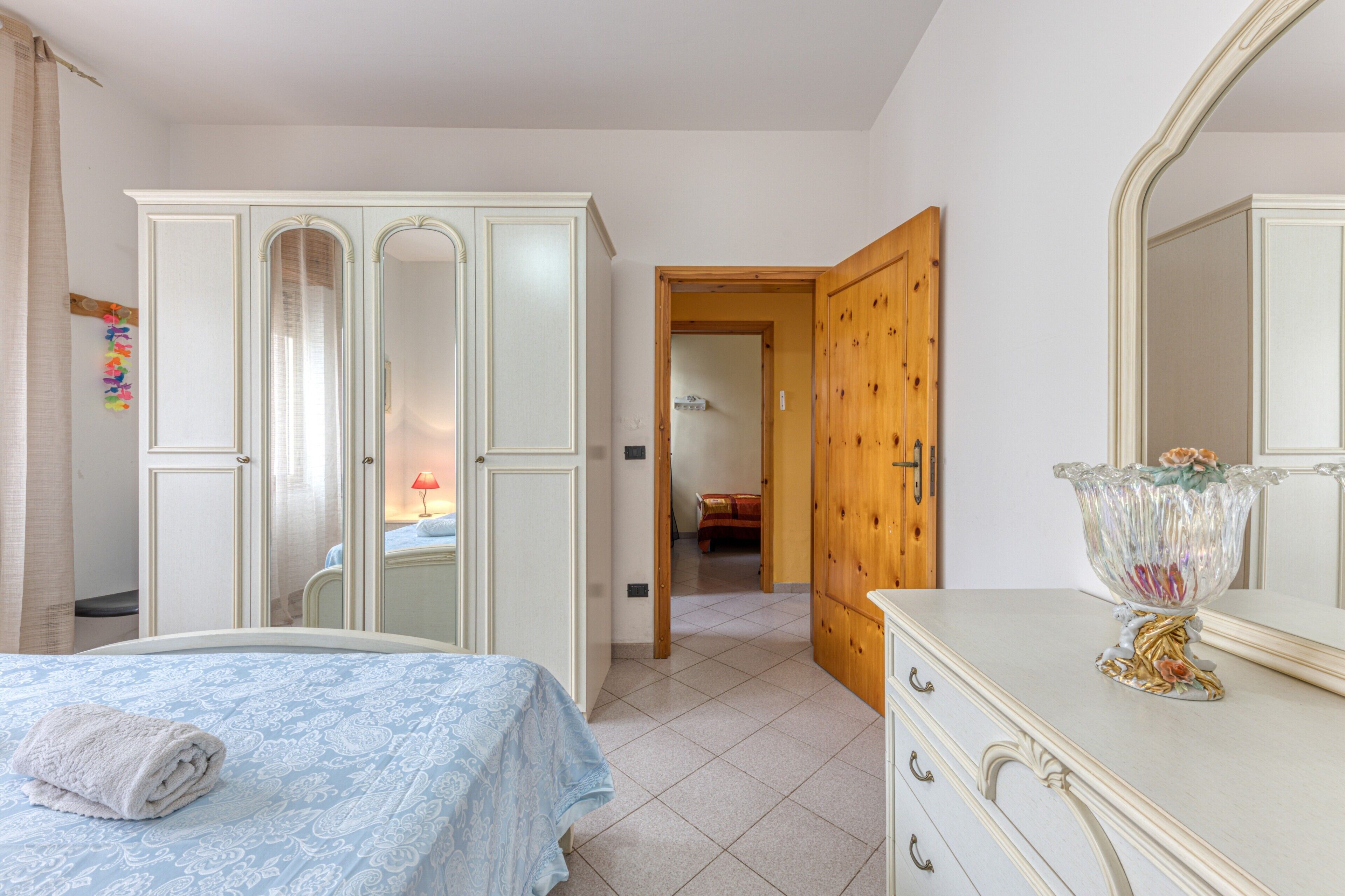 3 Schlafzimmer, Bügeleisen/Bügelbrett, Bettwäsche