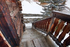 Property grounds - Apartment 'Al Bait Da Marangona Al Baitin' with Mountain View, Private Garden and Wi-Fi (Livigno)