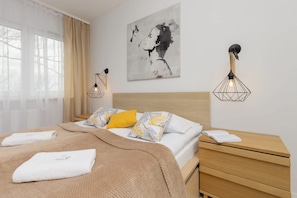 1 bedroom, iron/ironing board, WiFi, bed sheets