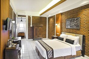 Deluxe Double - PAKU MAS YOGYAKARTA (Depok)