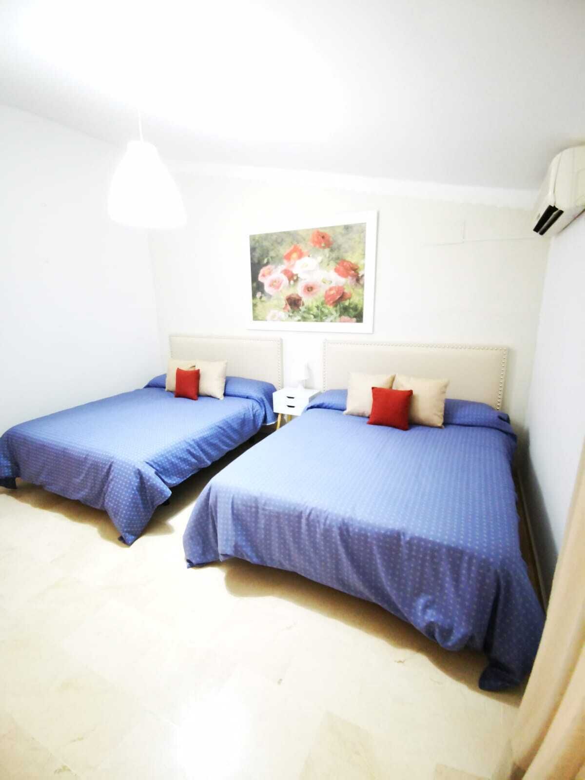 Chalet con piscina en Ecija