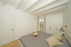 2 quartos, Wi-Fi de cortesia, roupa de cama