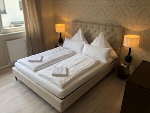 3 bedrooms, Internet