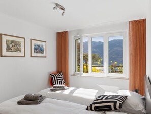 2 Schlafzimmer, Bügeleisen/Bügelbrett, Internetzugang