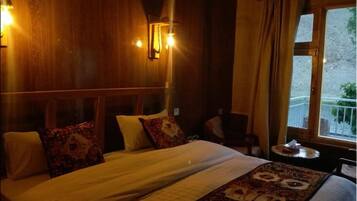 Fer et planche Ă repasser, Wi-Fi gratuit, draps fournis