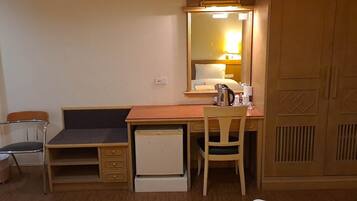 Double or Twin Room | Free WiFi, bed sheets