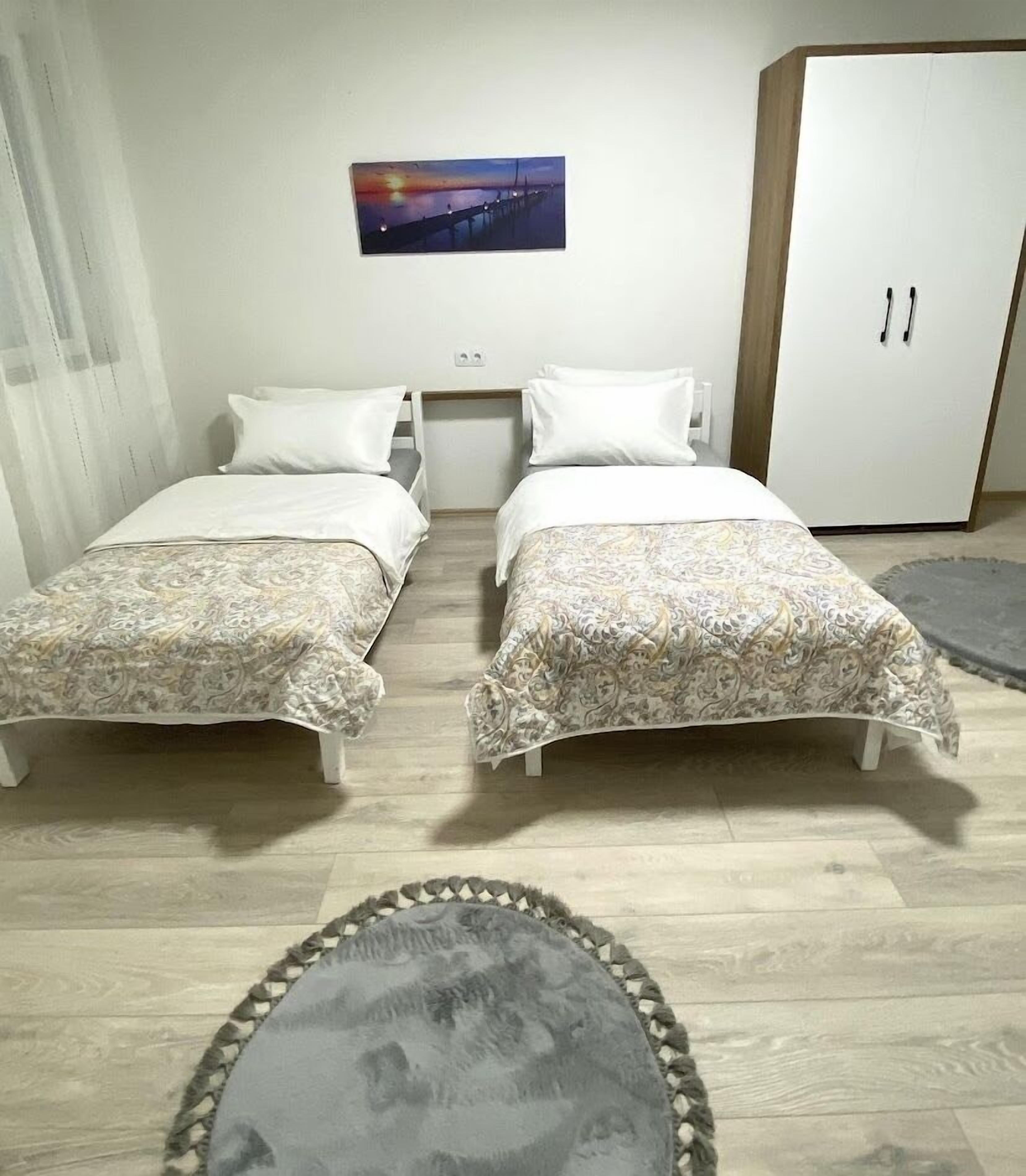 Family Double Room | Desk, free WiFi