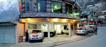 GB Hunza Inn