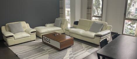 Desk, laptop workspace, free WiFi, bed sheets