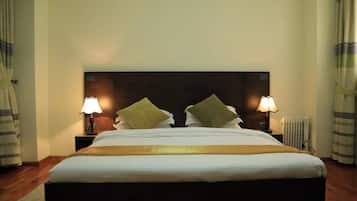 Studio, quang cảnh thành phố | 1 phòng ngủ, bàn, khu vực làm việc phù hợp cho laptop