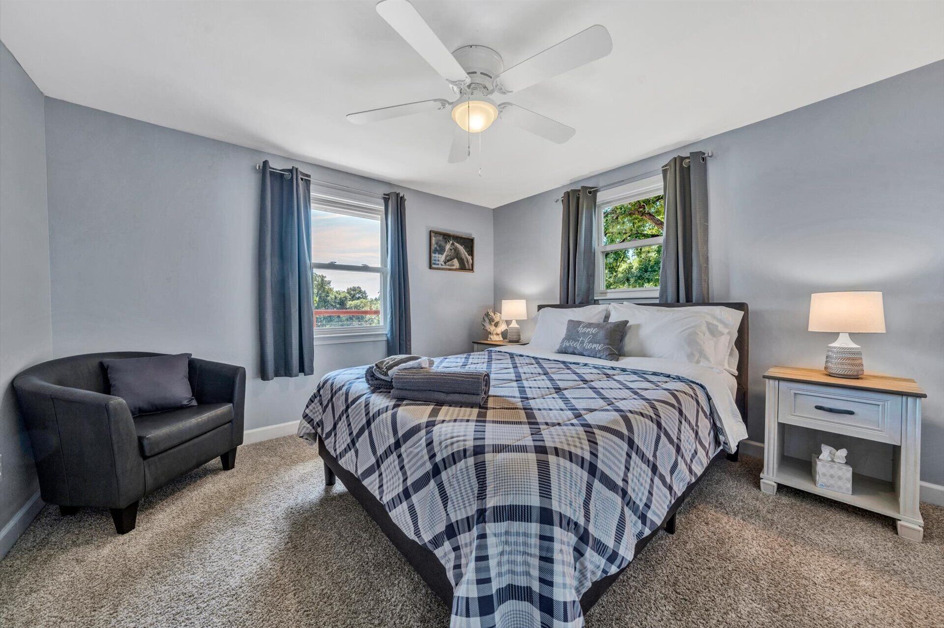 Private Farm Cottage surrounded by fields,  farm animals & mountain views.