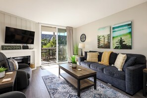 Televisión, chimenea y tenis de mesa 