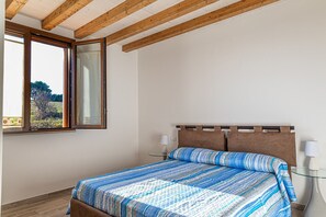 1 Schlafzimmer, Allergikerbettwaren, Betten mit Memory-Foam-Matratzen