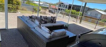 Cheerful beach house at redhead beach