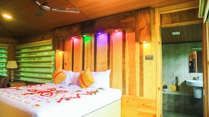 1 bedroom, Select Comfort beds, desk, iron/ironing board