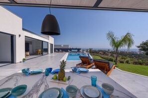 Outdoor dining - Kali Thea Villas II (Chersonisos)