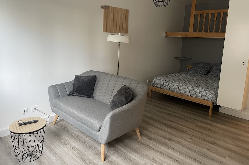 Studio Moderne Proche Centre