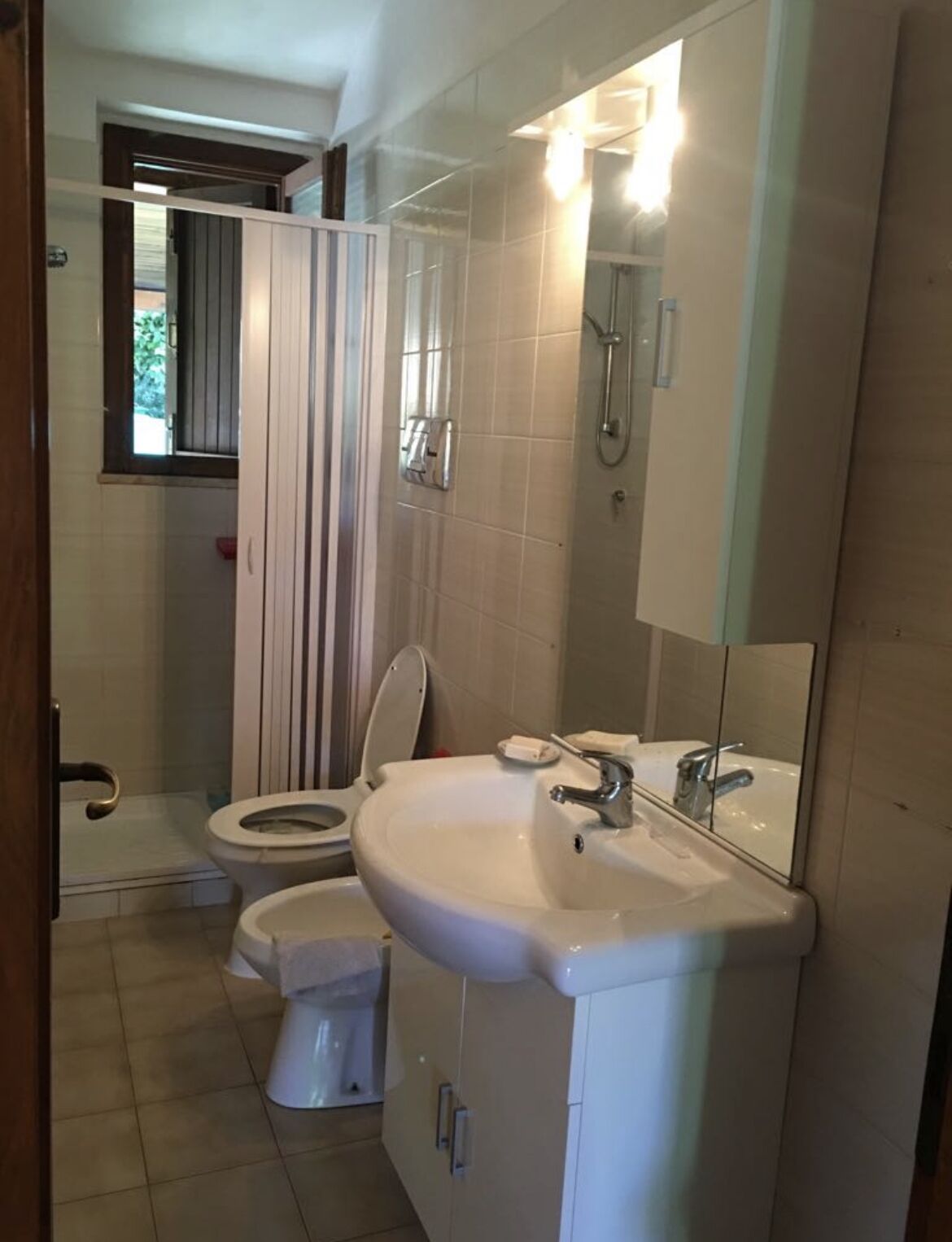 Beautiful family villa 10 minutes from the beach!