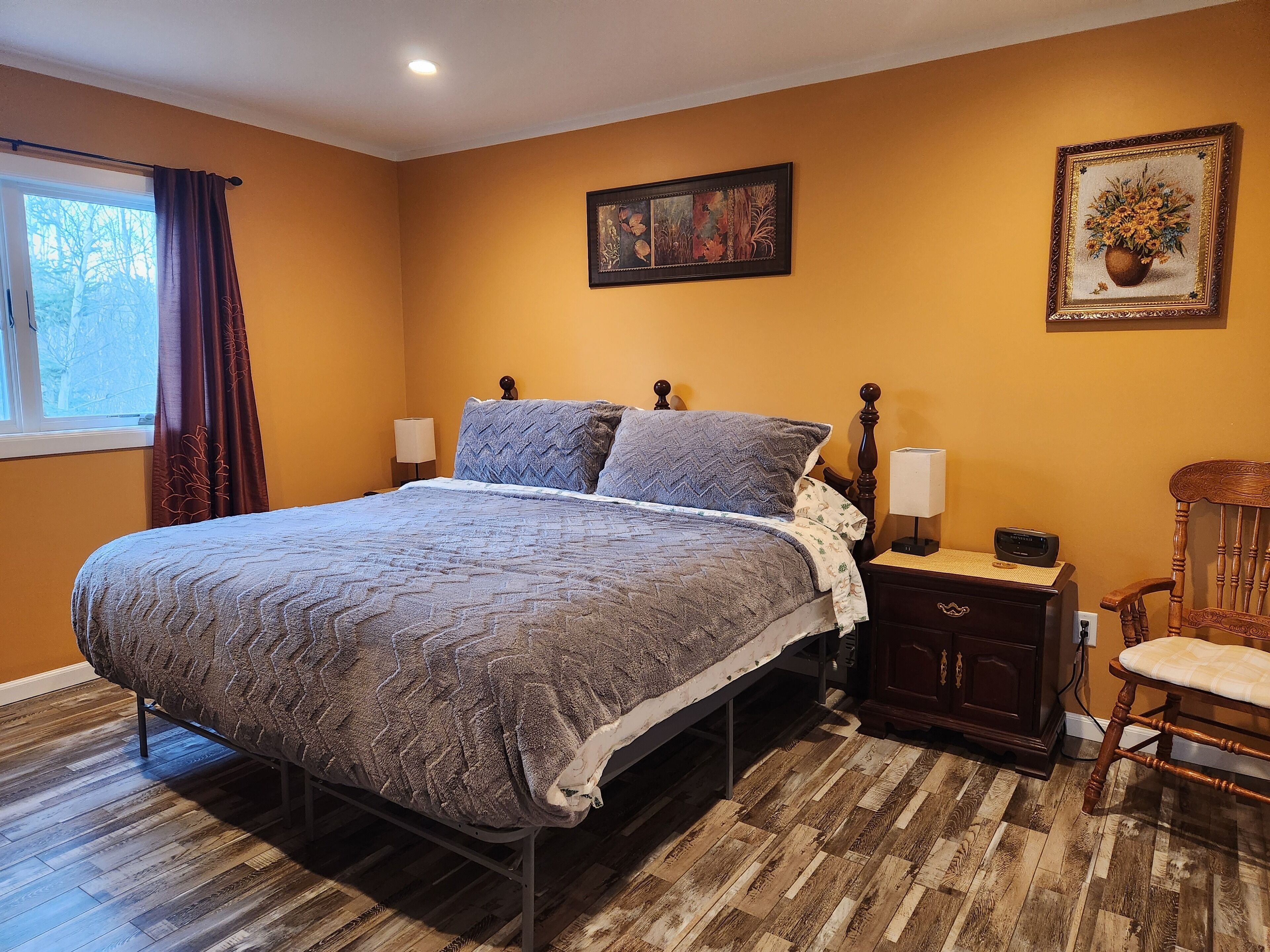 2 sovrum, skrivbord, strykjärn/strykbräda och gratis wi-fi