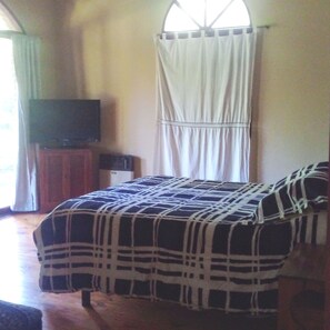 3 bedrooms, WiFi, bed sheets - Liberty Inn and Spa (Villa de las Rosas)