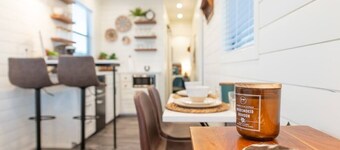 New! Southwest Shipping Container-In Alpine
