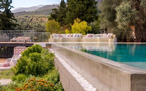 Outdoor pool - Nassibe (Mylopotamos)