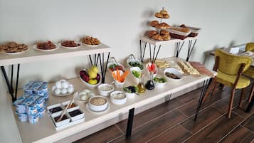 Petit déjeuner buffet