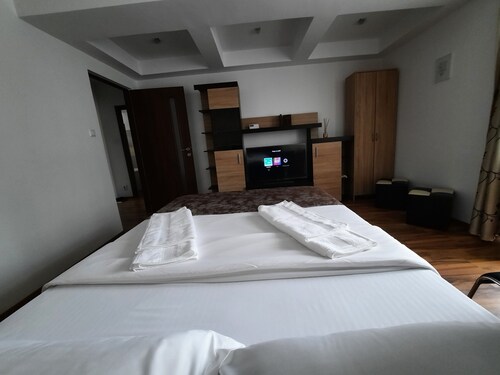 Nice and cozy Apartment/near Iulius Mall