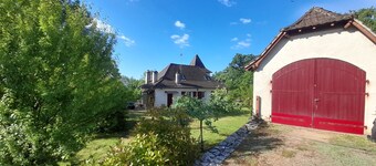 belle quercynoise à proximité du chemin de St Jacques